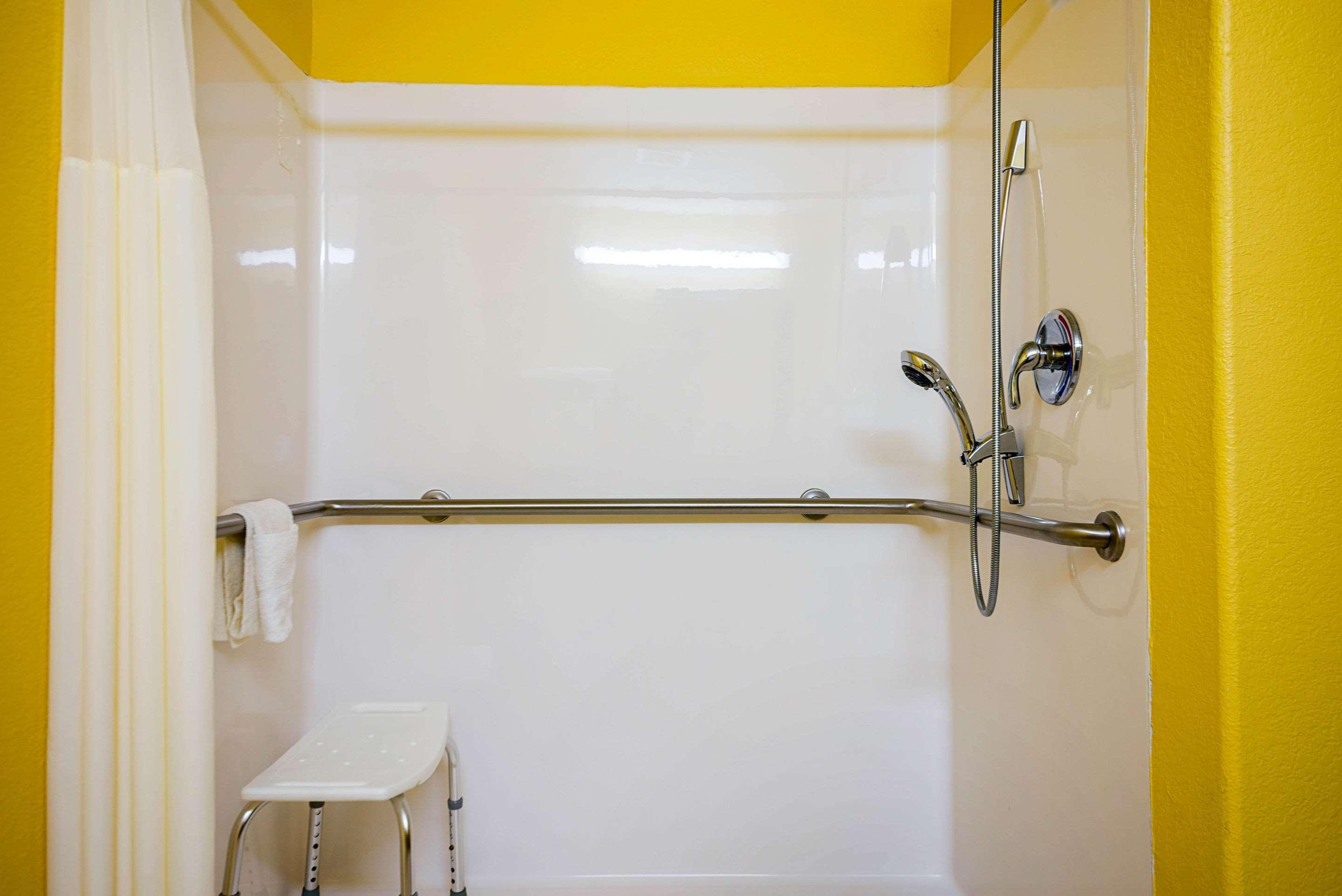 Quality Inn & Suites Franklin Экстерьер фото